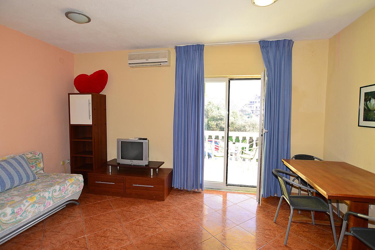 Apartments Milica 56 Pula Exteriér fotografie