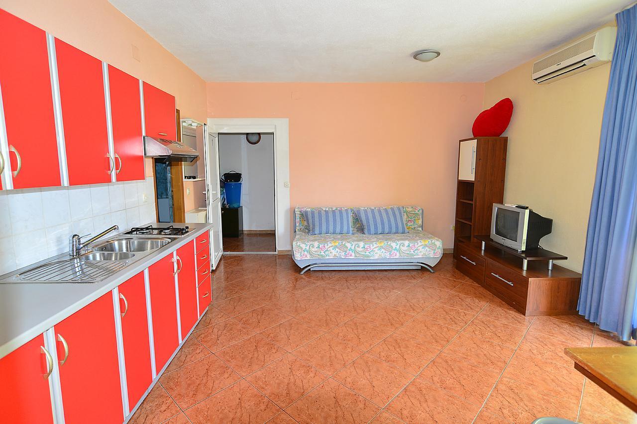 Apartments Milica 56 Pula Exteriér fotografie